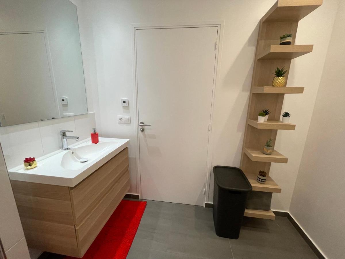 Gold Cocoon T3 74M2 Proche Centre Ville Вильжюст Экстерьер фото