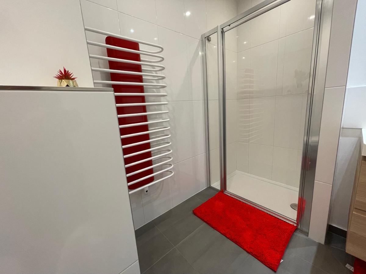 Gold Cocoon T3 74M2 Proche Centre Ville Вильжюст Экстерьер фото